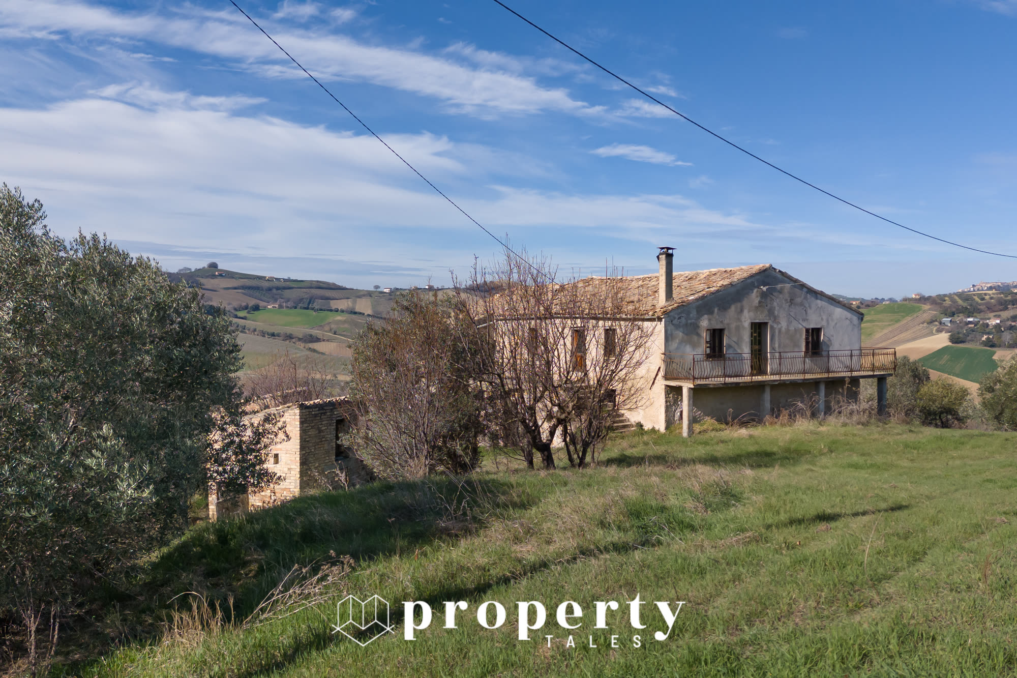 Farmhouse facing the valley